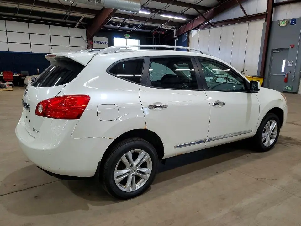 2013 NISSAN ROGUE S  