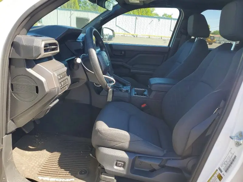 2024 TOYOTA TACOMA SR5  