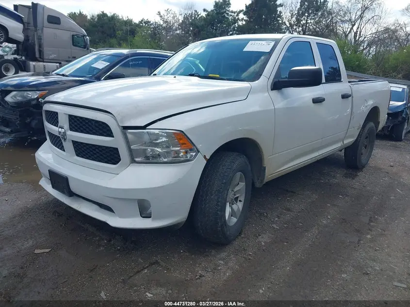 2017 RAM 1500 EXPRESS  4X4 6'4 BOX