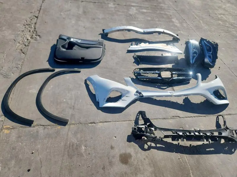 2019 MERCEDES-BENZ GLC 300  