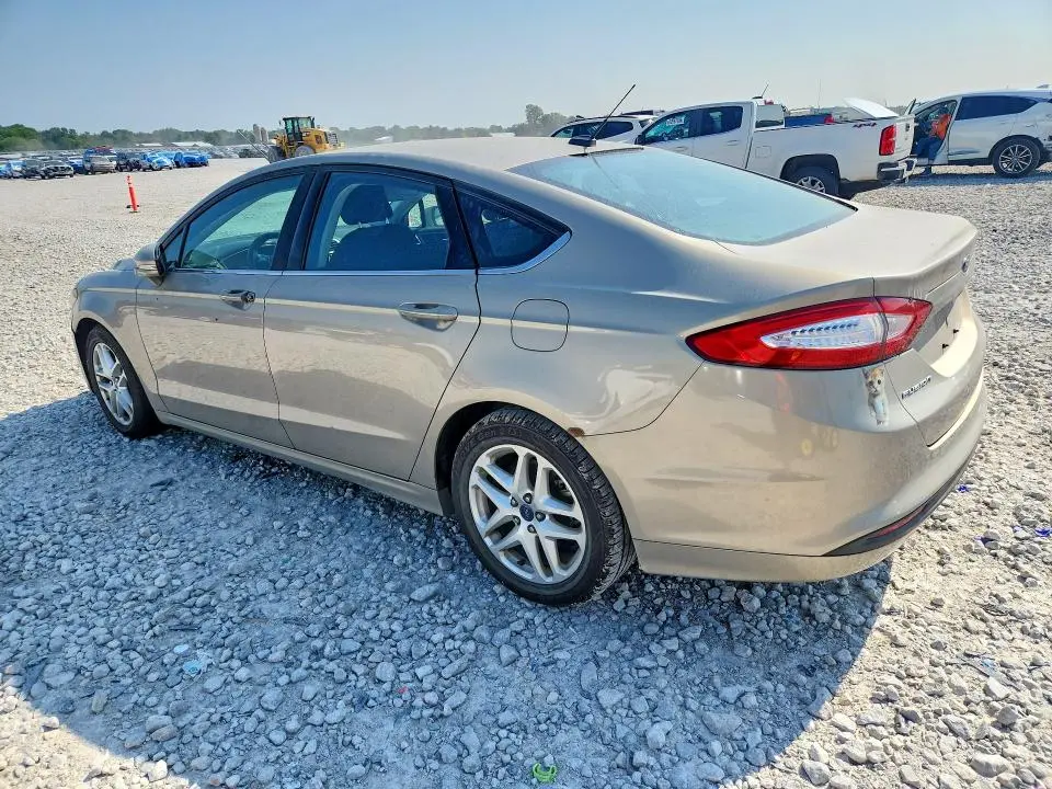 2016 FORD FUSION SE  