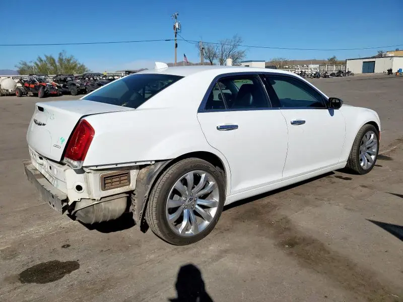 2018 CHRYSLER 300 LIMITED  