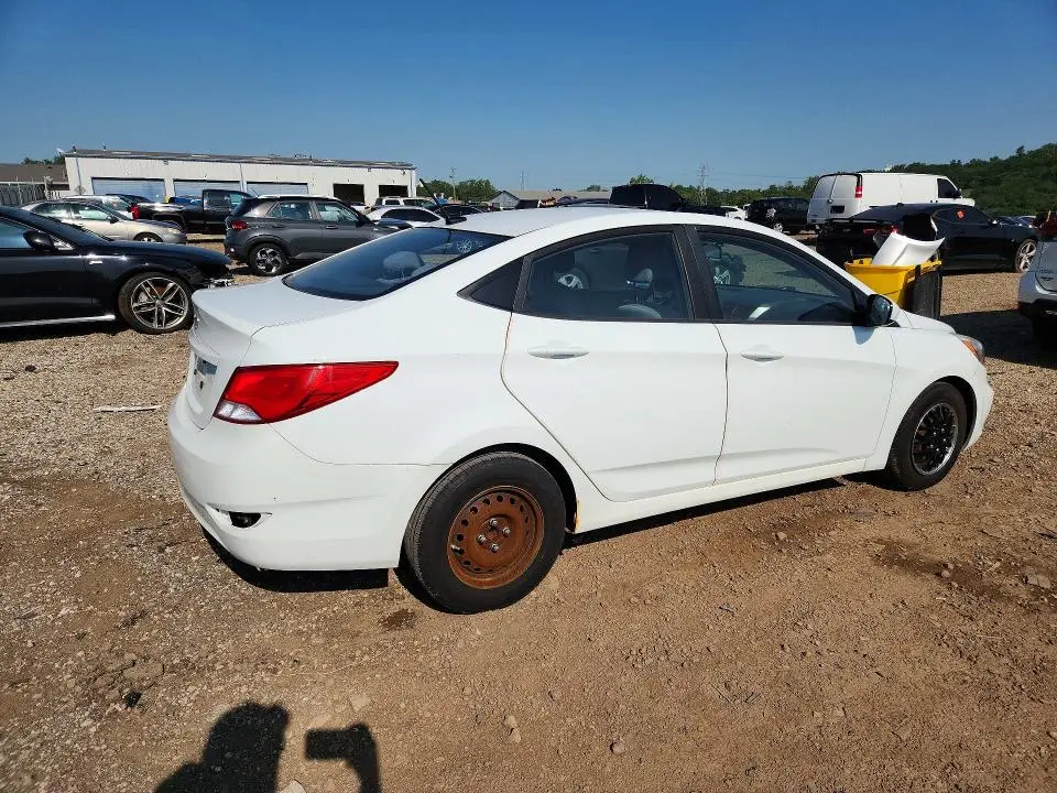 2016 HYUNDAI ACCENT   