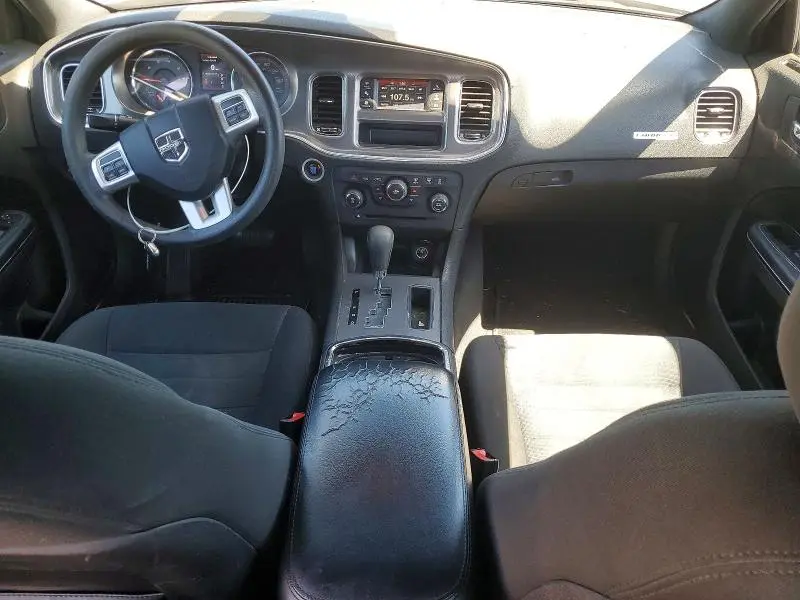 2012 DODGE CHARGER SE  