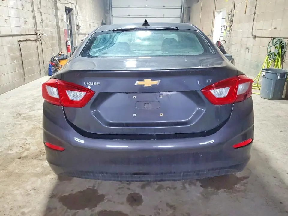 2016 CHEVROLET CRUZE LT  