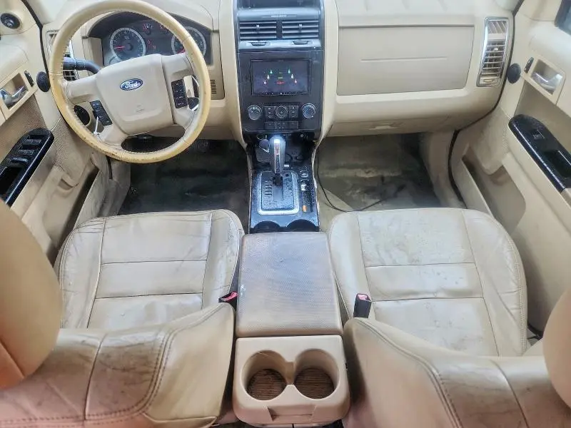 2011 FORD ESCAPE LIMITED  