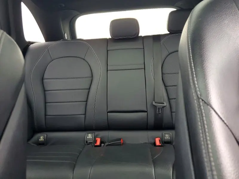 2019 MERCEDES-BENZ GLC 300  