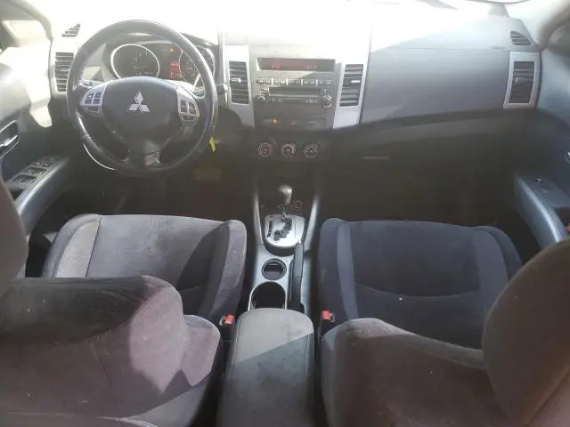 2011 MITSUBISHI OUTLANDER ES  