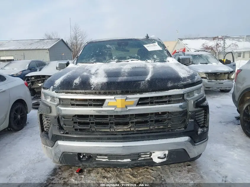 2023 CHEVROLET SILVERADO 1500 4WD  SHORT BED LT WITH 2FL