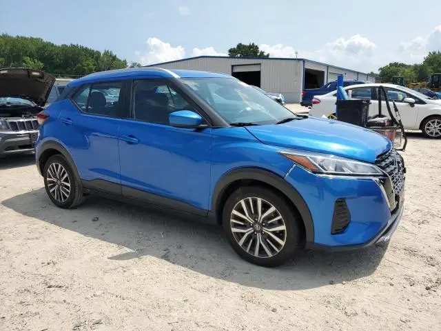 2021 NISSAN KICKS SV  