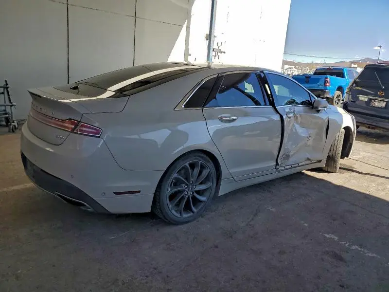 2019 LINCOLN MKZ RESERVE II  