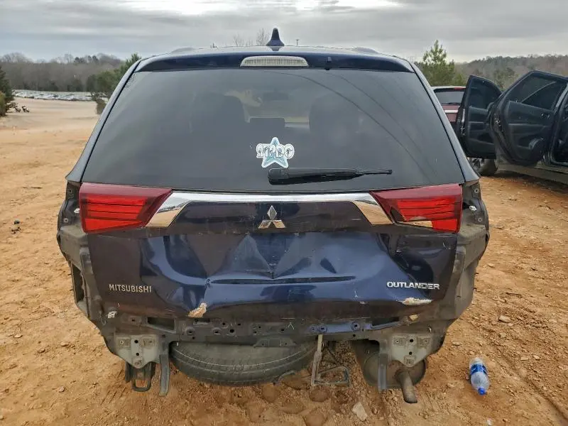 2018 MITSUBISHI OUTLANDER ES  