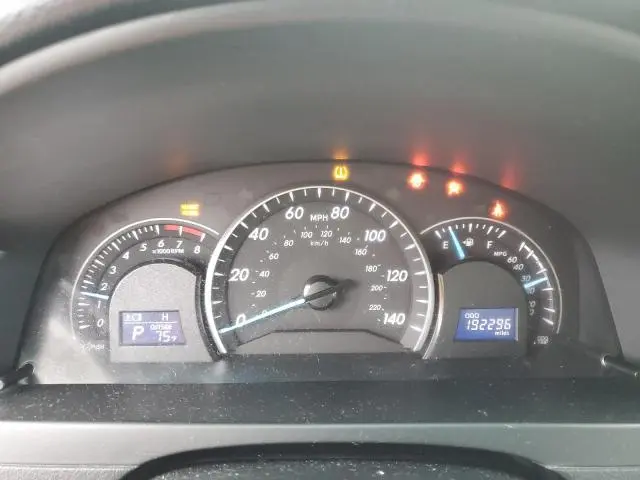 2012 TOYOTA CAMRY BASE  