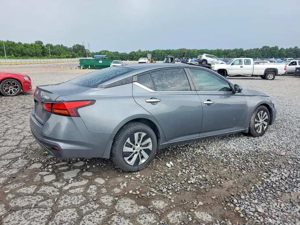 2020 NISSAN ALTIMA S  