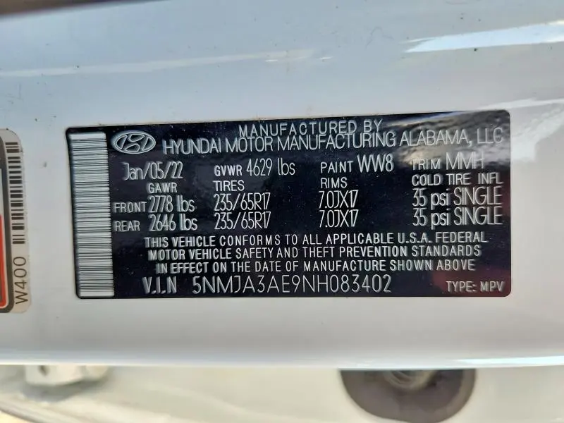 2022 HYUNDAI TUCSON SE  