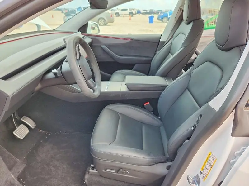 2026 TESLA MODEL Y   