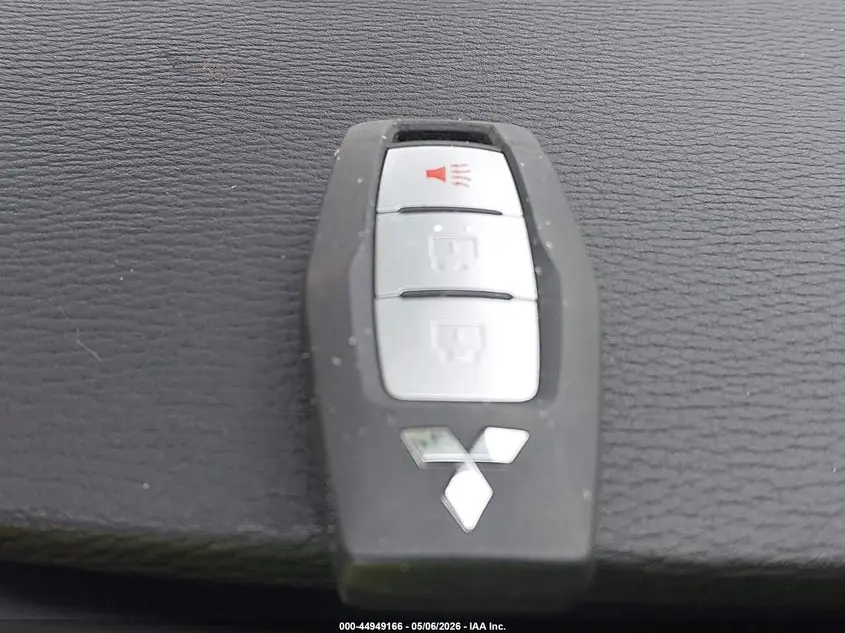 2022 MITSUBISHI OUTLANDER ES 2.5 2WD