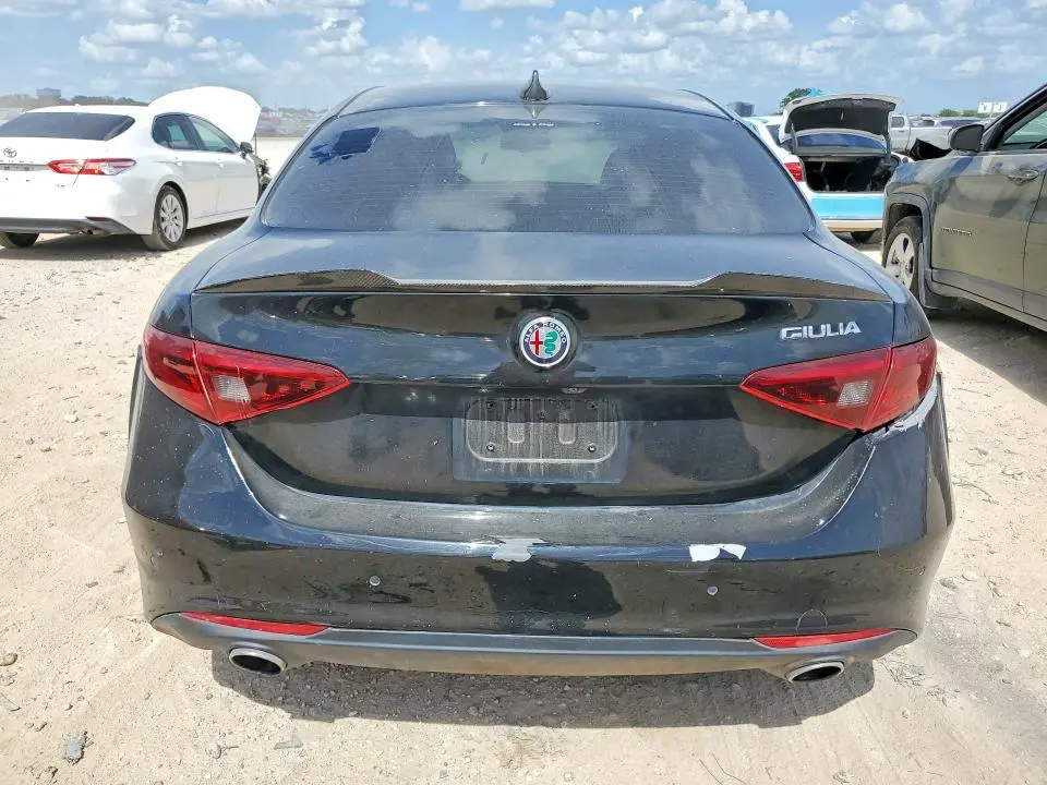2019 ALFA ROMEO GIULIA TI  