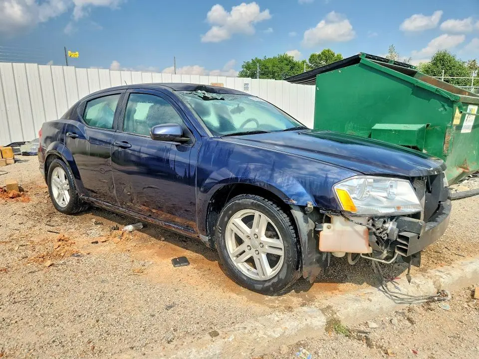 2012 DODGE AVENGER SXT  