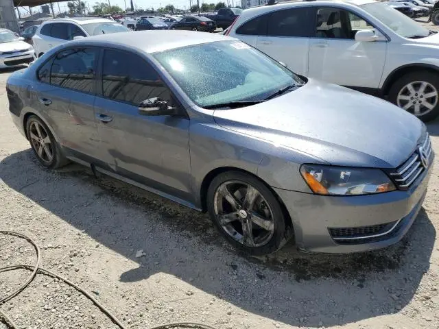 2013 VOLKSWAGEN PASSAT S  