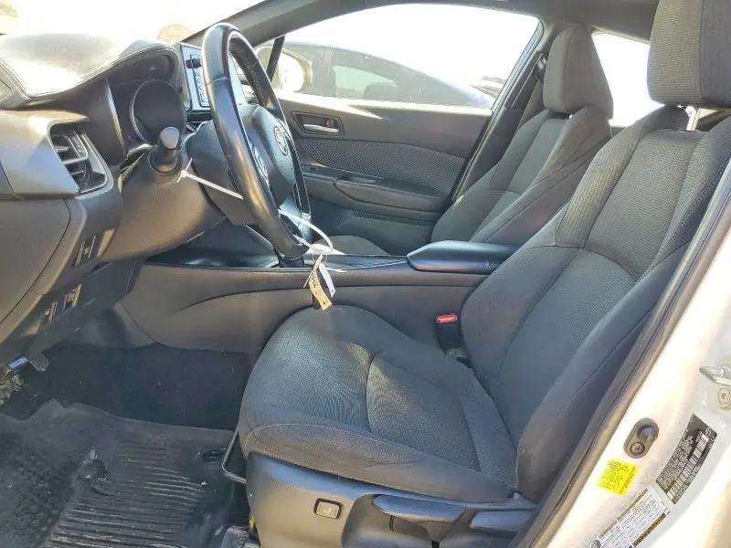 2018 TOYOTA C-HR XLE PREMIUM  
