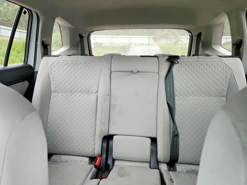 2021 VOLKSWAGEN TIGUAN S  