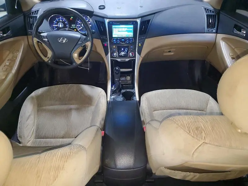 2011 HYUNDAI SONATA GLS  