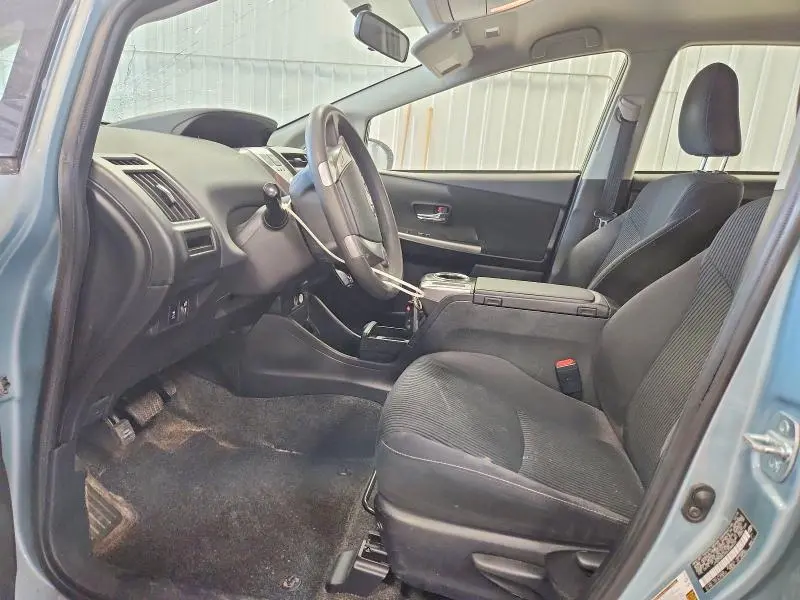 2016 TOYOTA PRIUS V TWO  