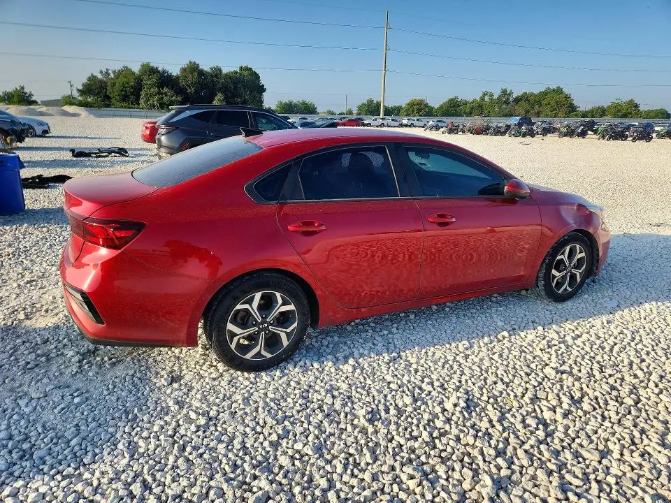2021 KIA FORTE LXS  