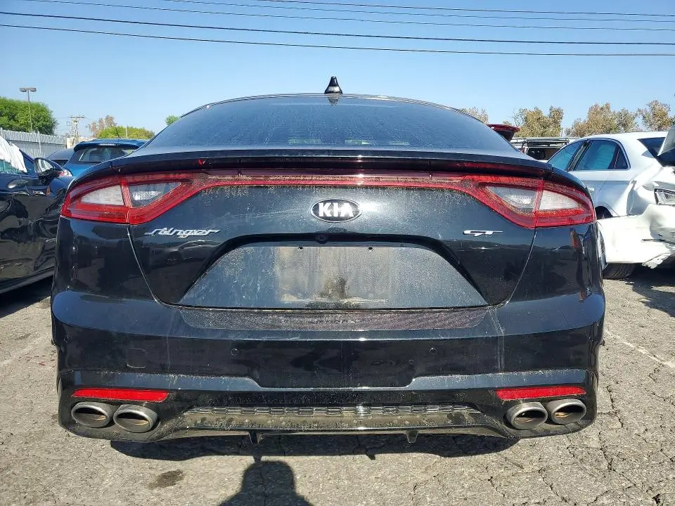 2018 KIA STINGER GT1  