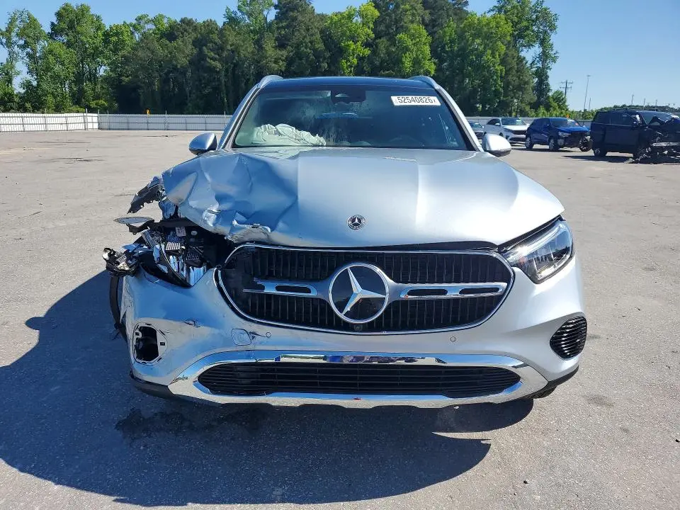2026 MERCEDES-BENZ GLC 300  