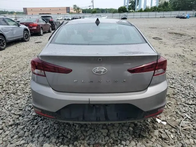 2020 HYUNDAI ELANTRA SEL  
