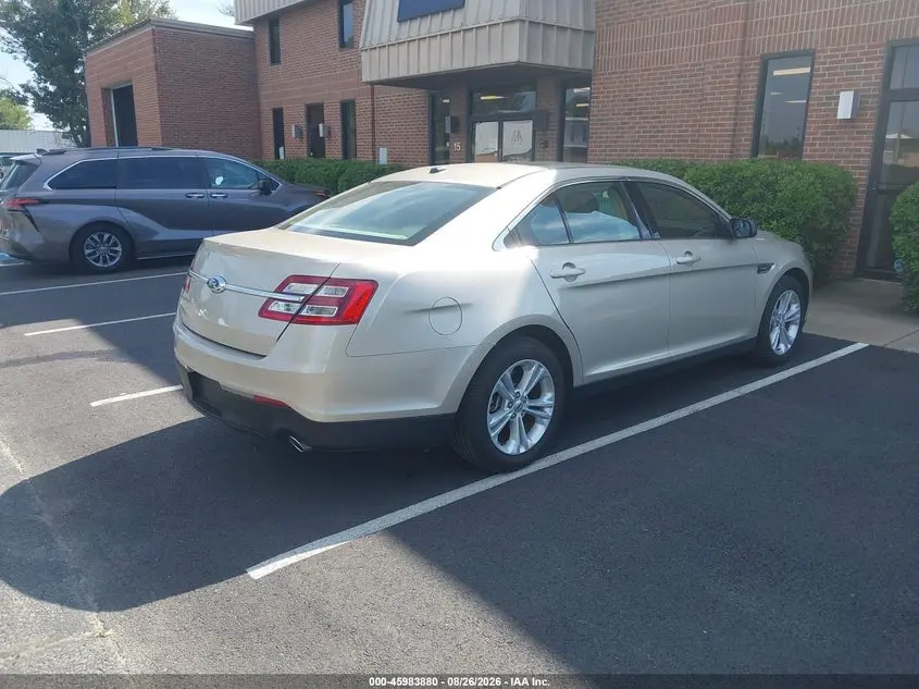 2017 FORD TAURUS SE