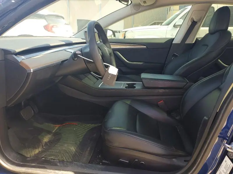 2021 TESLA MODEL 3   