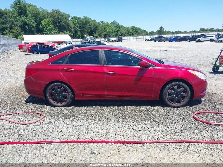 2012 HYUNDAI SONATA GLS