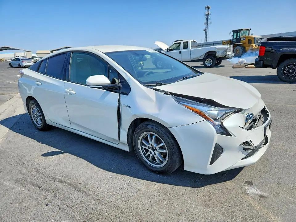 2016 TOYOTA PRIUS TWO ECO  