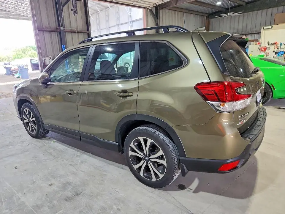 2022 SUBARU FORESTER LIMITED  