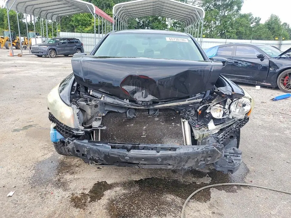 2011 HONDA ACCORD LX  