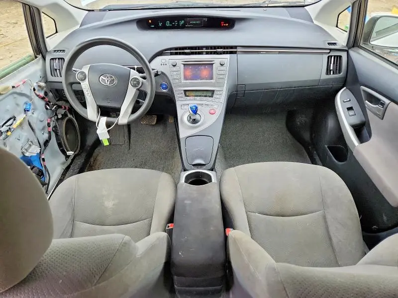2014 TOYOTA PRIUS THREE  