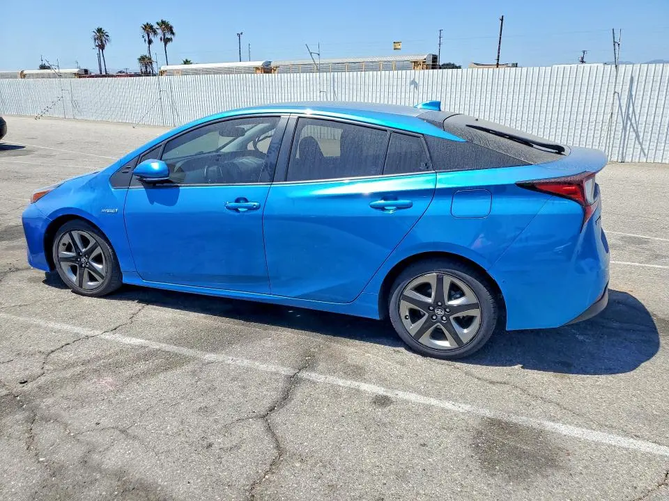 2021 TOYOTA PRIUS LIMITED  