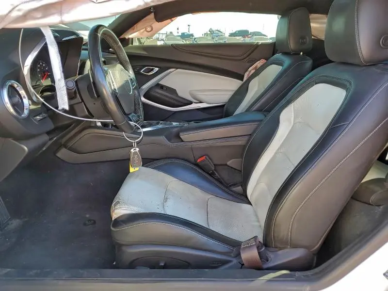 2017 CHEVROLET CAMARO LT  