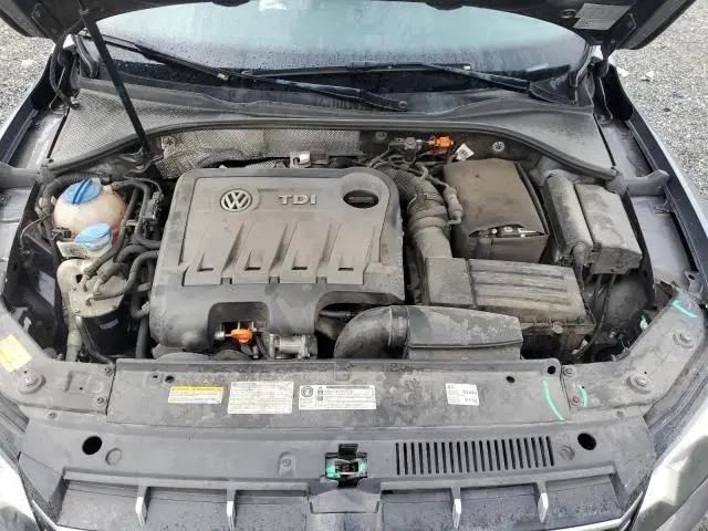 2013 VOLKSWAGEN PASSAT SEL