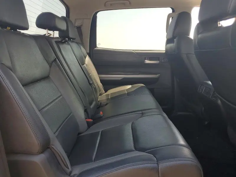 2018 TOYOTA TUNDRA CREWMAX LIMITED  