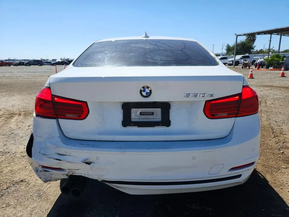 2017 BMW 330E   