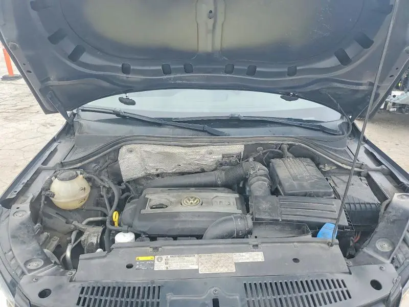 2017 VOLKSWAGEN TIGUAN S  