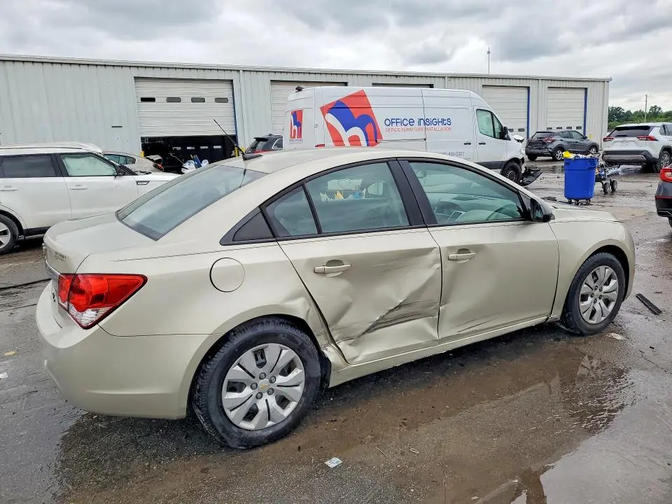 2014 CHEVROLET CRUZE LS  