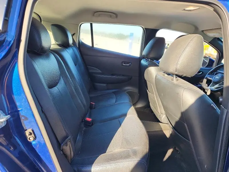 2018 NISSAN LEAF SV  