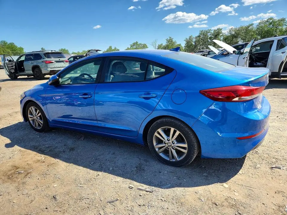 2017 HYUNDAI ELANTRA SE  