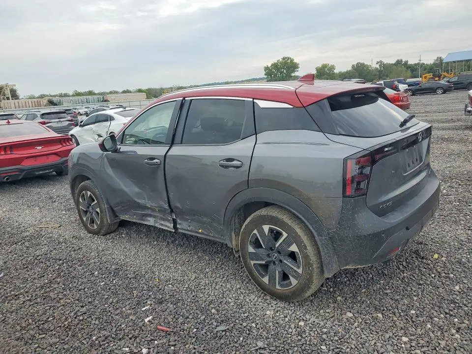 2025 NISSAN KICKS SV  