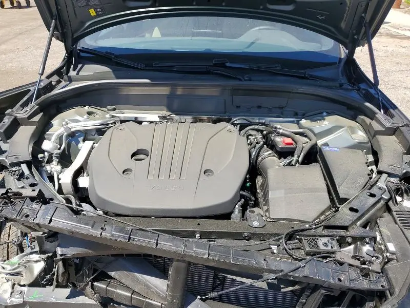 2026 VOLVO XC60 CORE  